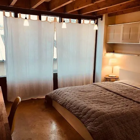 Maison De Ville Comme Un Loft 아파트 *